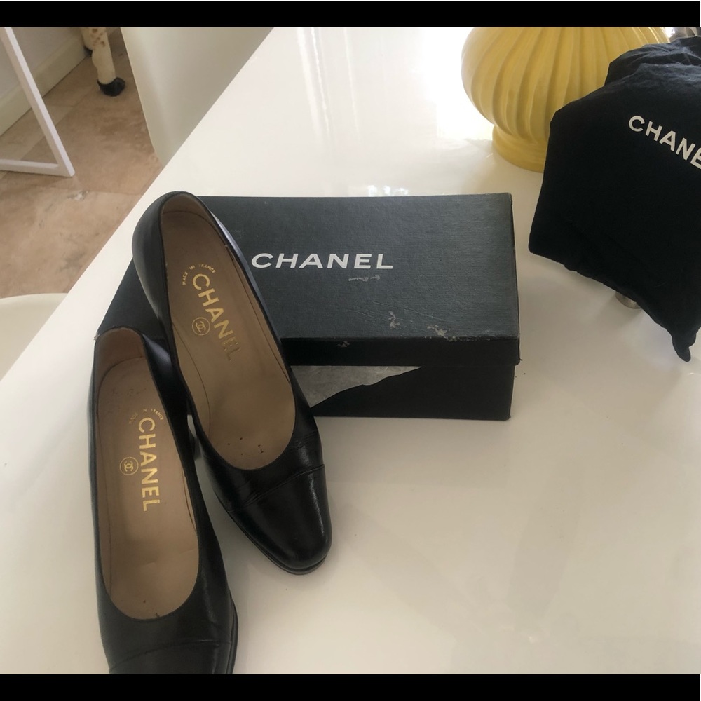Chanel pumps size 7